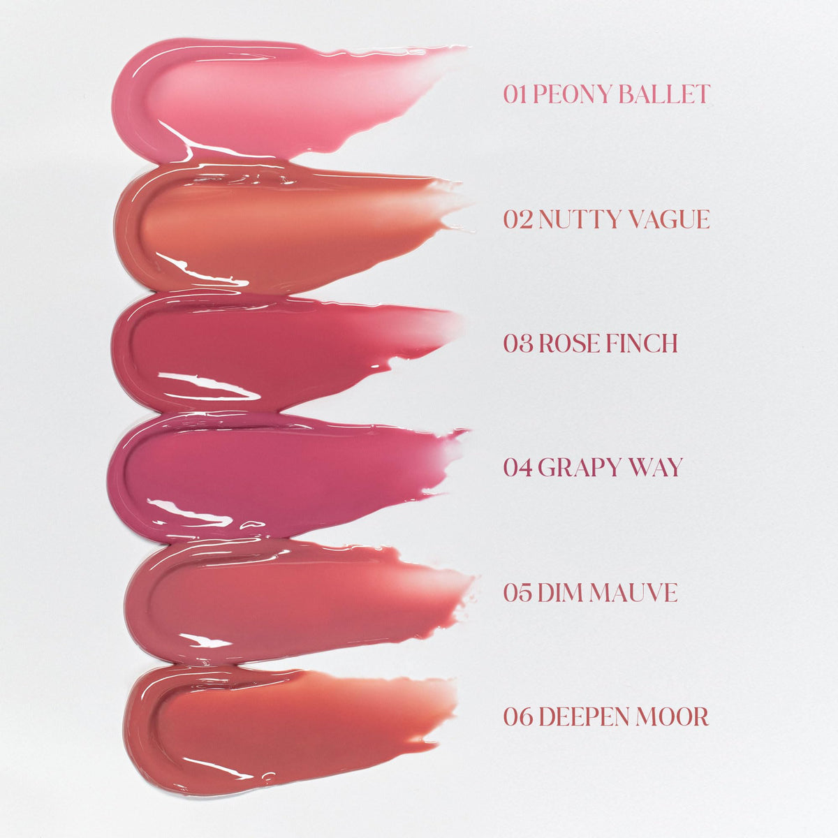 rom&nd Glasting Color Gloss Rose Finch applicator close-up shows smooth, non-sticky comfort on lips.