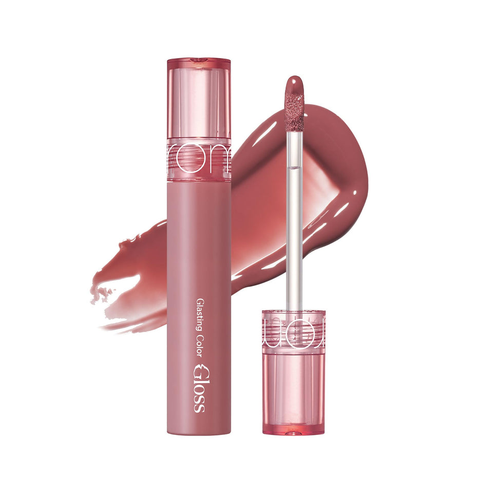 rom&nd Glasting Color Gloss Rose Finch swatch reveals a sheer rosy tint for natural daytime glow.