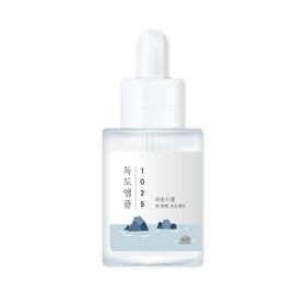 ROUND LAB 1025 Dokdo Ampule bottle close-up for hydration.