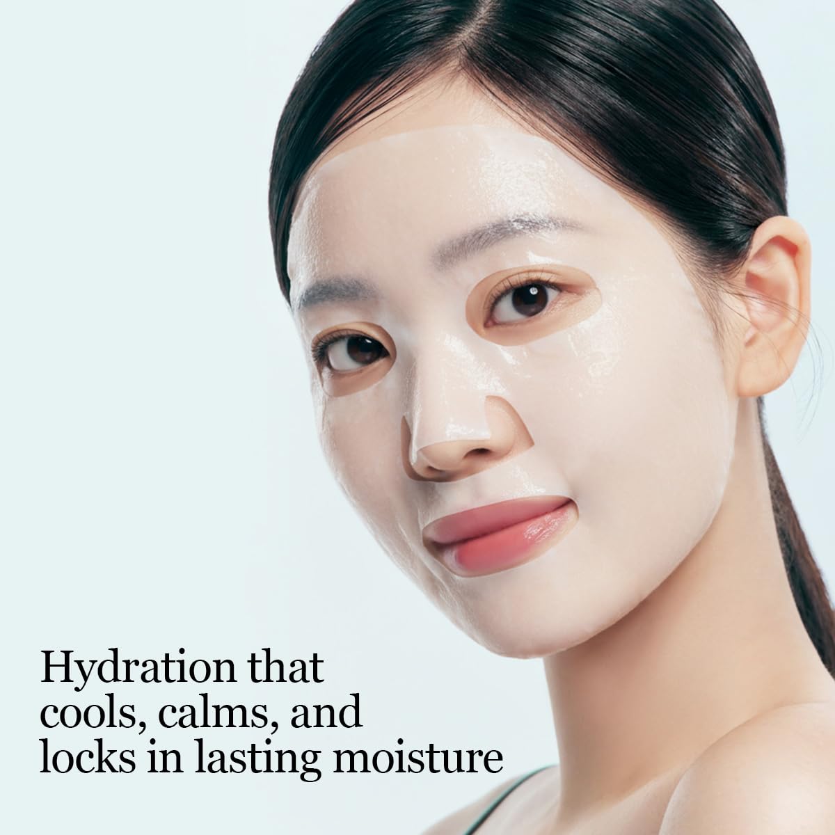 ROUND LAB 1025 Water Gel Mask applied on the face demonstrates comfortable, soothing cooling touch.