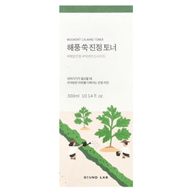 Round Lab Mugwort Toner ingredients close-up highlights Madecassoside benefits for moisture.