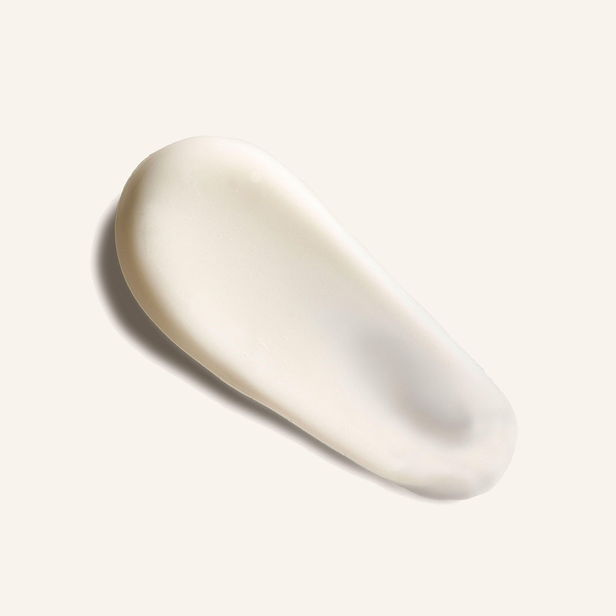 Routine vanilla, sweet orange and champa notes create a warm aroma.