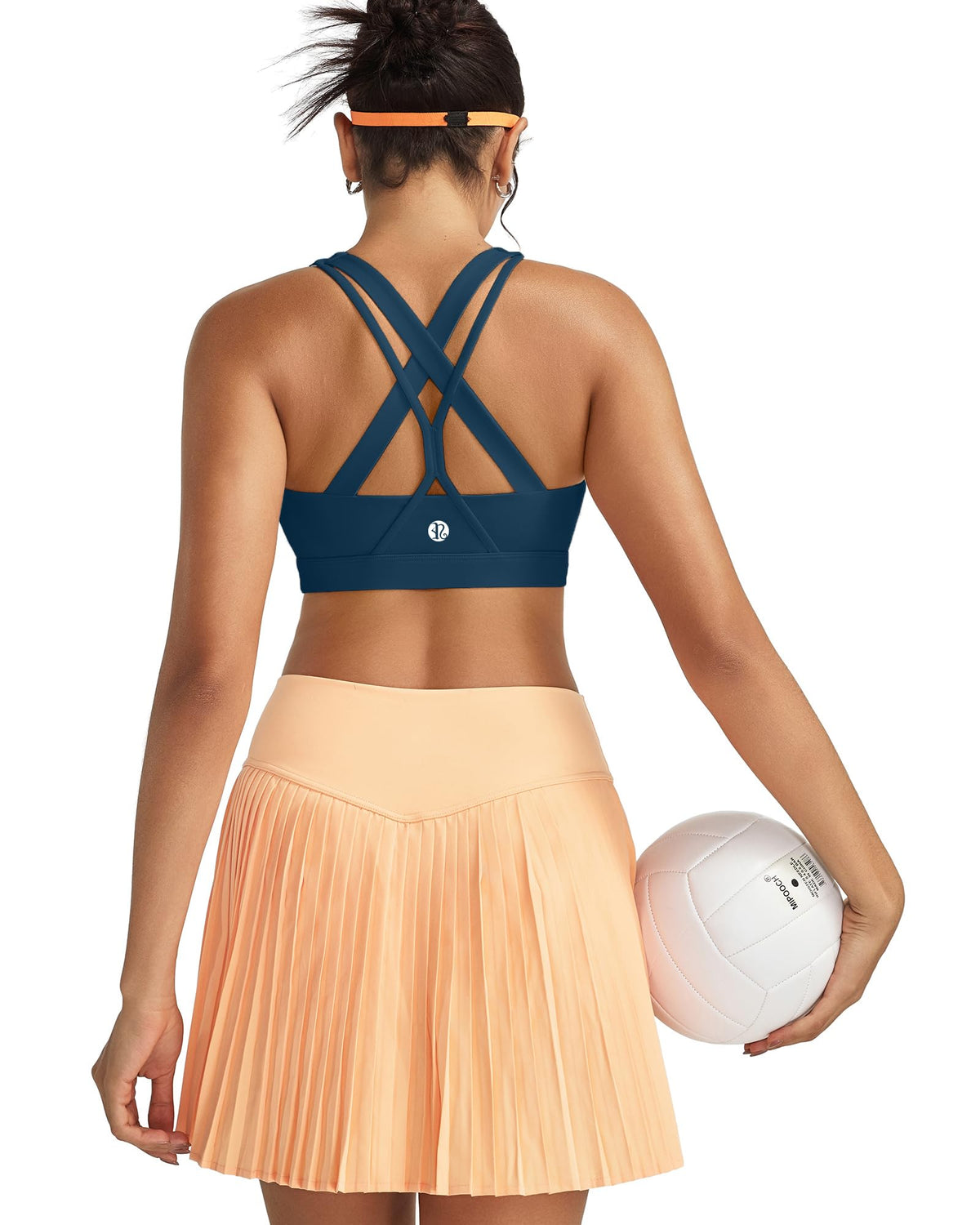RUNNING GIRL 4-way stretch fabric adapts to every move.
