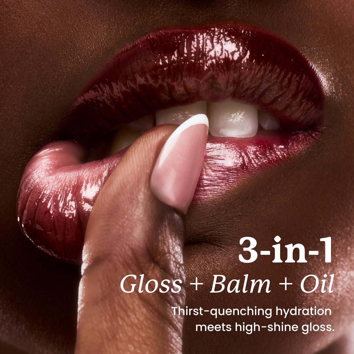 Sacheu Lip Elixir Nourishing Lip Glaze highlighting long-lasting moisture and gloss texture