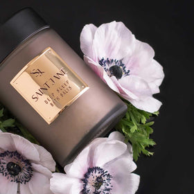 SAINT JANE Deep Sleep Bath Salts texture delivers a luxe mineral feel for relaxation.