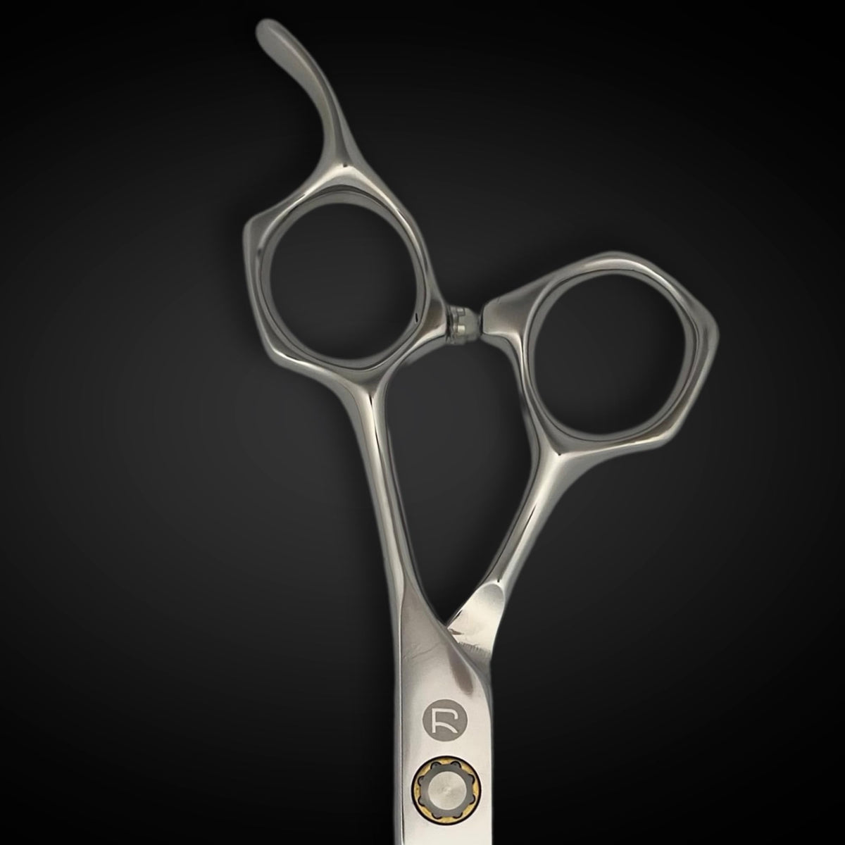 Saki Shears Musashi 440C stainless steel close-up highlighting durability.
