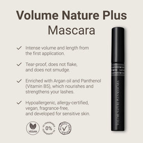 Close-up of the mascara wand for precise, buildable definition on lashes.