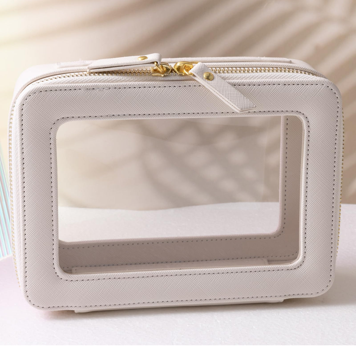 SANHECUN toiletry bag large opening enables easy access to contents