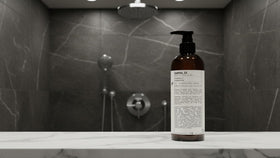 Santal 33 shampoo foamy lather demonstrates gentle cleansing action.