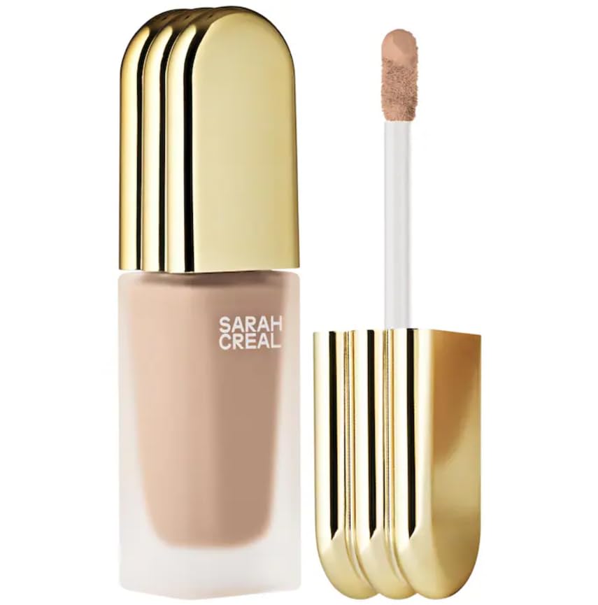 Sarah Creal Face Flex Concealer-Application demonstrates blendable coverage for a natural finish.