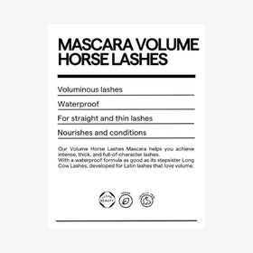 SARELLY mascara wand close-up highlights precise, clump-free application.