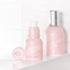 Brightening effect of Saturday Skin Wide Awake Eye Cream for a refreshed under-eye look.