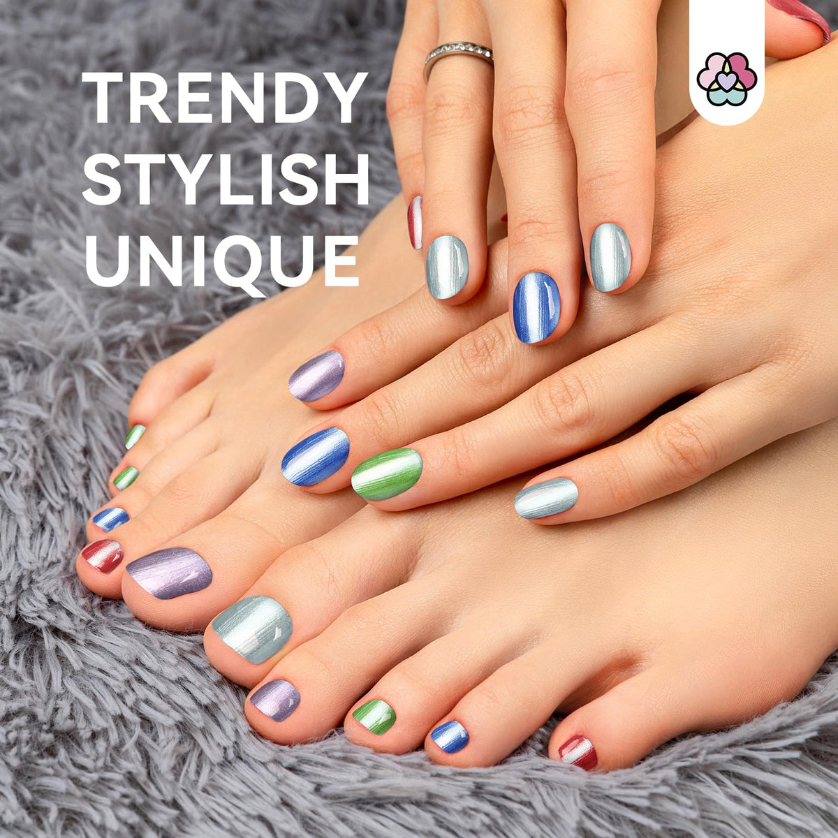 SAVILAND Mirror Quick Dry top coat adds glossy seal and chip resistance.