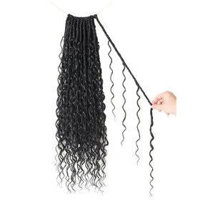 Scanbos Boho Locs lightweight-wear demonstrates comfortable all-day use.