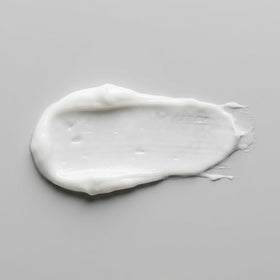 SEACRET Hypoallergenic vegan formula suits sensitive skin.