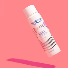Seaweed Bath Co. Volumize Lavender Shampoo foamy lather during use