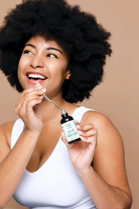 Seddy Hair Growth Oil adds shine and smoothness to hair ends