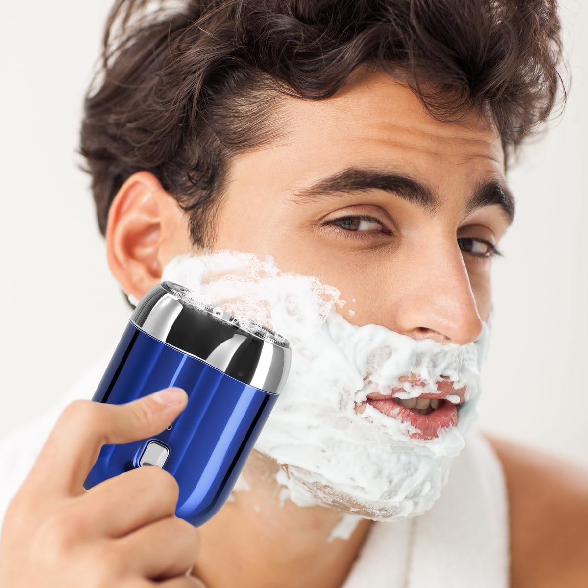 Senduzll gift-ready packaging ideal for a grooming gift.