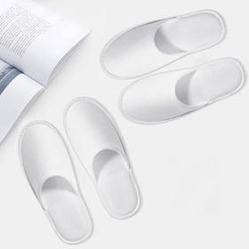 SENJUNSAFE hotel/spa entry slippers shown for clean guest access.