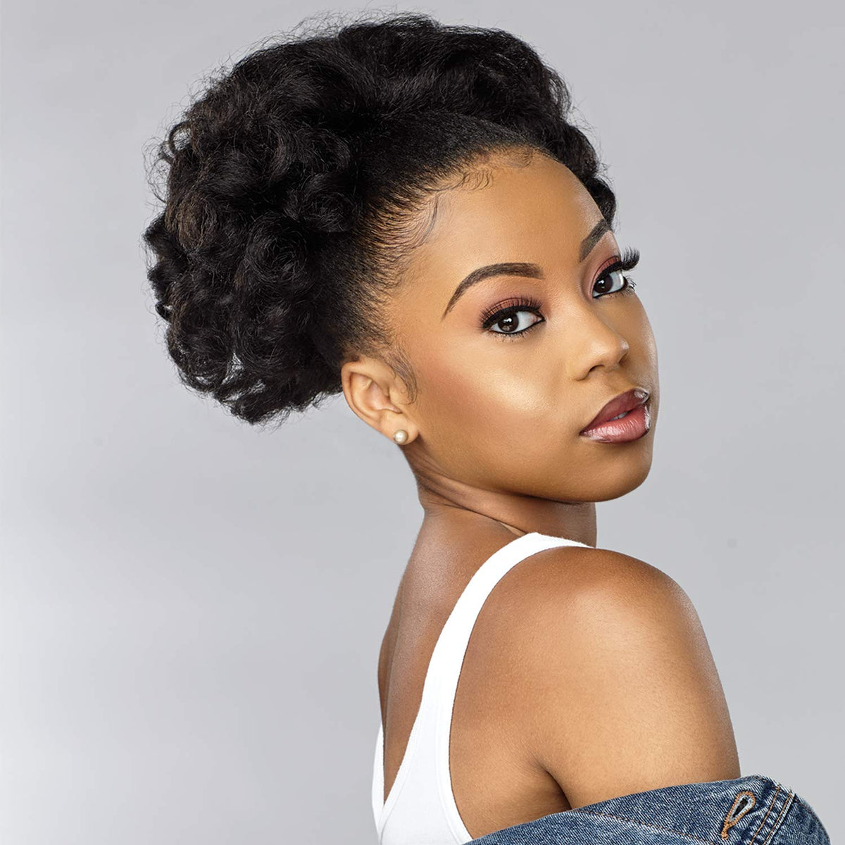 Sensationnel Curls Kinks and Co textured hair blend creates natural volume and effortless styling
