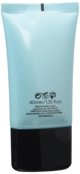 Close-up of Hydra Essence Gel Sobert texture highlighting a refreshing cooling sensation.