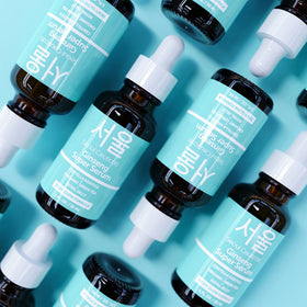 SeoulCeuticals Centella Asiatica serum image emphasizes soothing touch and improved texture.