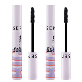 Sephora Collection Big By Definition mascara wand application for precise coverage.