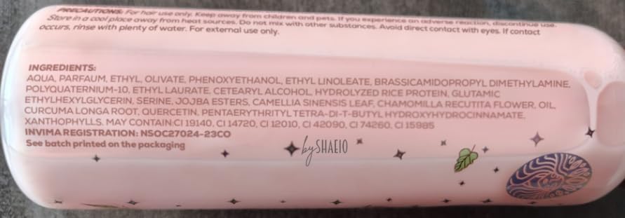 SHAEIO Ritual Botanico pheromone perfume close-up emphasizes fragrant use case.