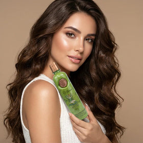 SHAEIO Gift included with kit – elevates your beauty ritual.