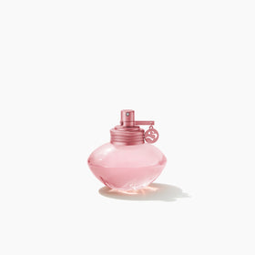 Packaging box of Shakira Eau Florale emphasizes premium presentation and gift-ready appeal