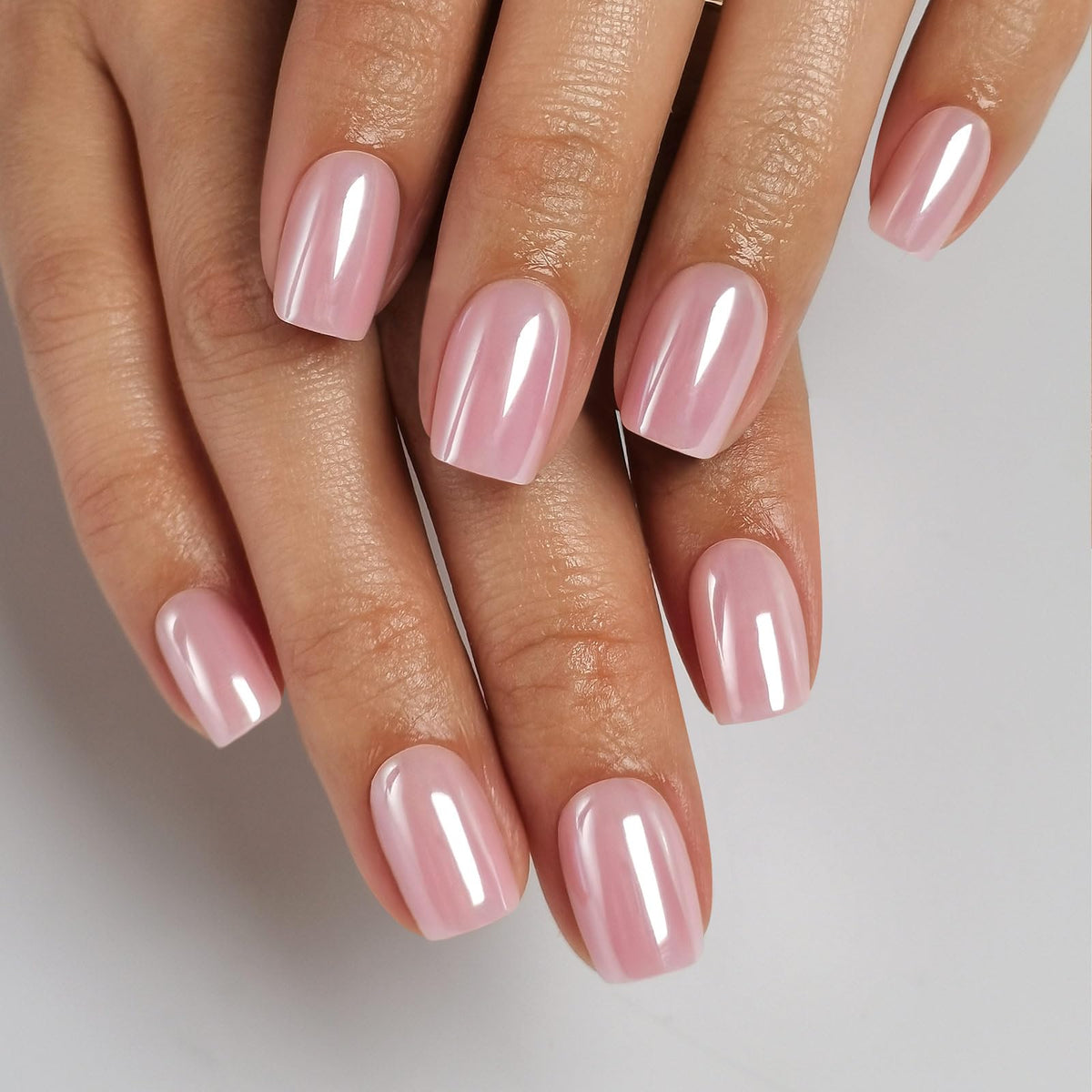 ShangMeng easy 3-minute application for fast, glossy nails.