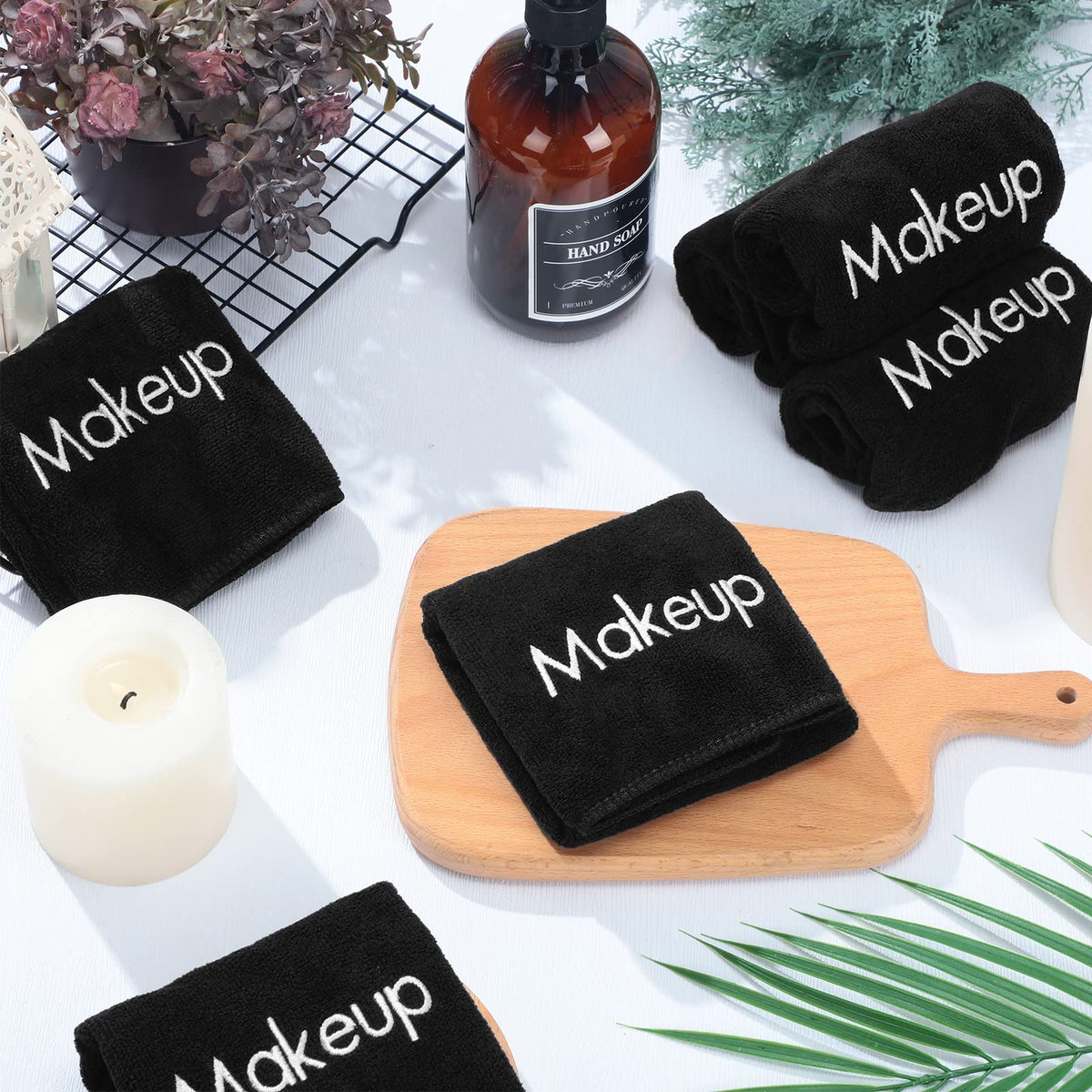 Shimeyao dual-use makeup-remover towel for face and eyes.