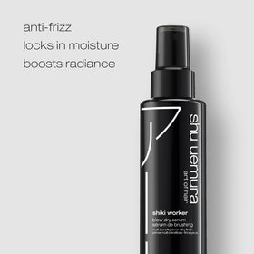 Shu Uemura Art of Hair Shiki Worker spray delivers even coverage for detangled hair.