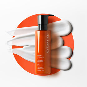 shu uemura art of hair Urban Moisture finished hair feeling smooth and soft.