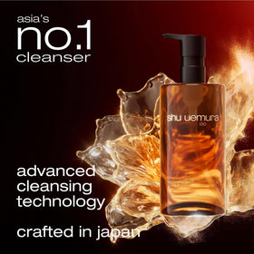 Close-up of the cleansing oil pump enabling easy, mess-free daily cleansing