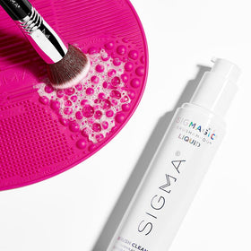 Sigma Beauty brush-cleanser-trio-packaging shows a complete kit for clean brushes.