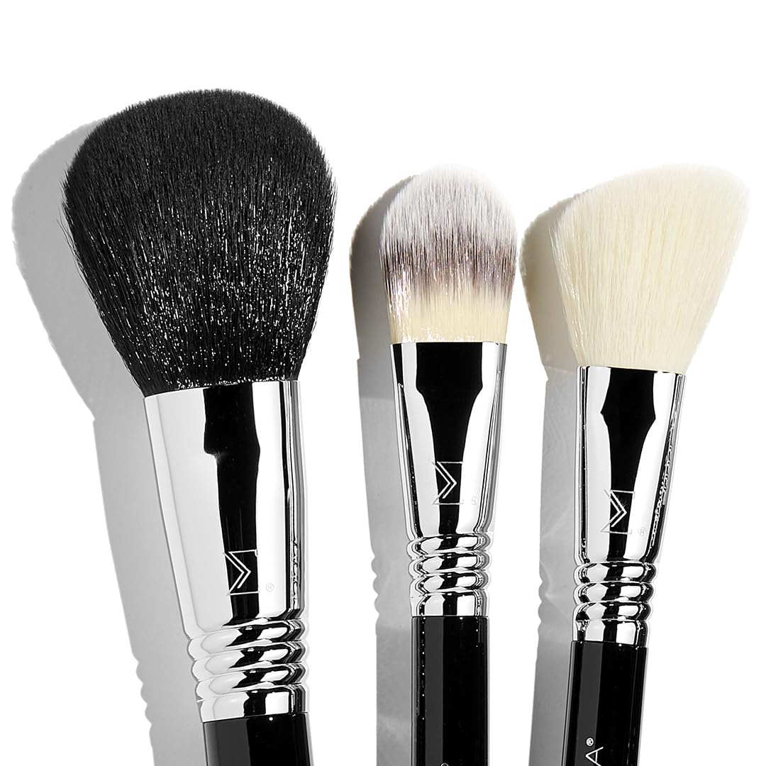 Sigma Beauty CK001 black brush-set handle detail shows metal plating and durability.
