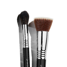 Sigma Beauty powder brush for a natural-set finish and softness.