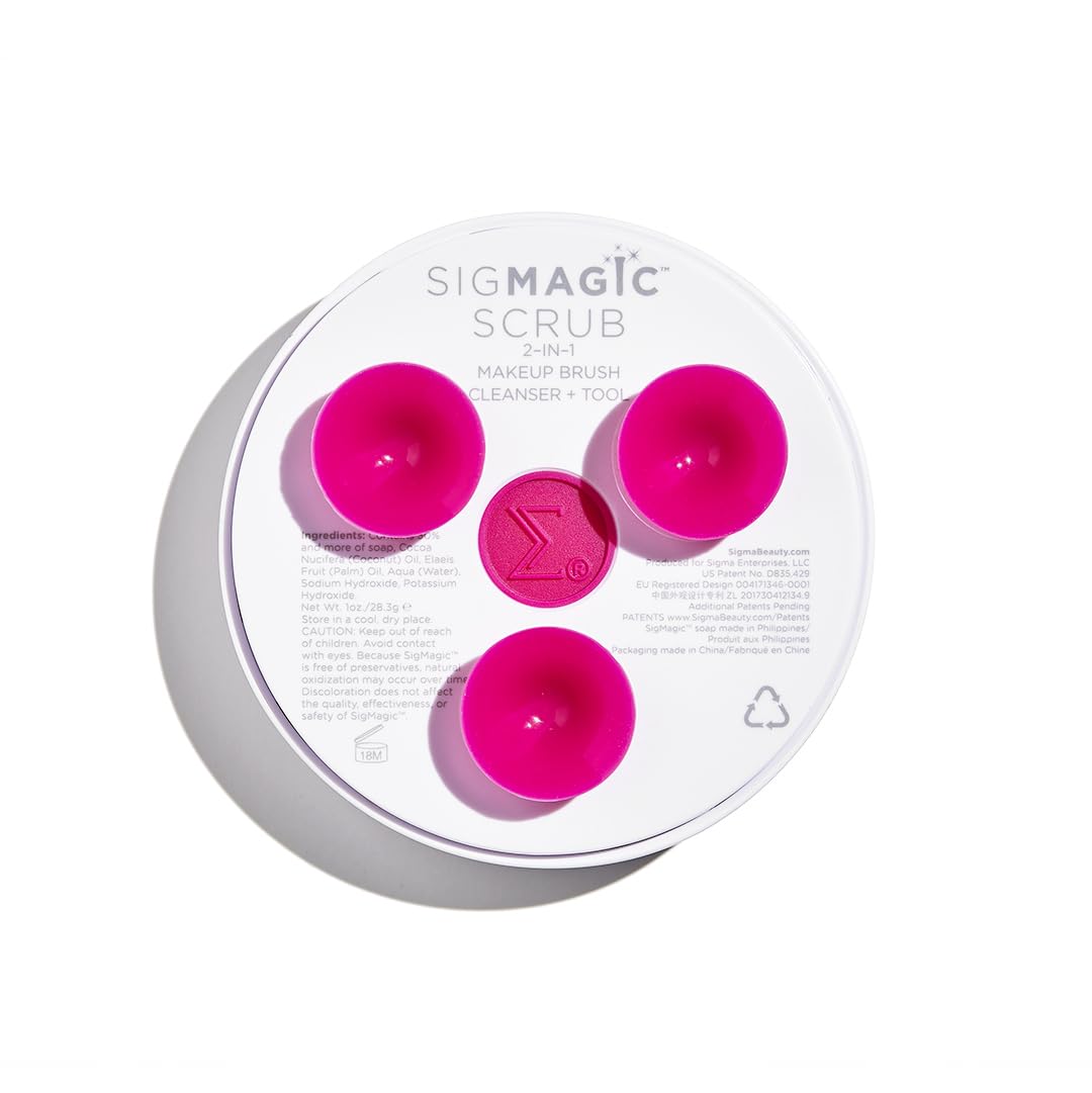Sigma Beauty SigMagic Scrub 2-in-1-cleanser delivers quick, thorough brush cleaning