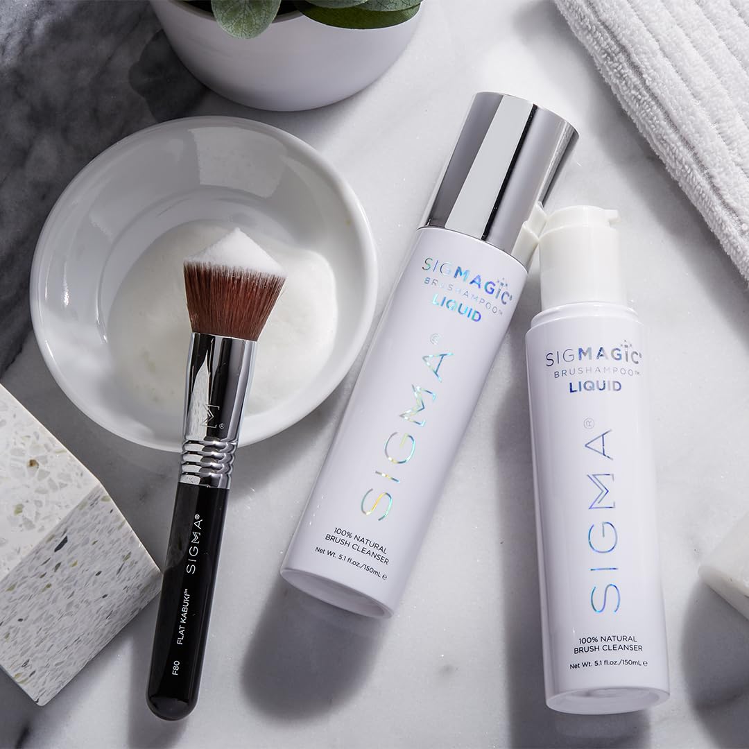 Sigma Beauty Sigmagic Brushampoo Liquid sponge-cleaner action for sponges