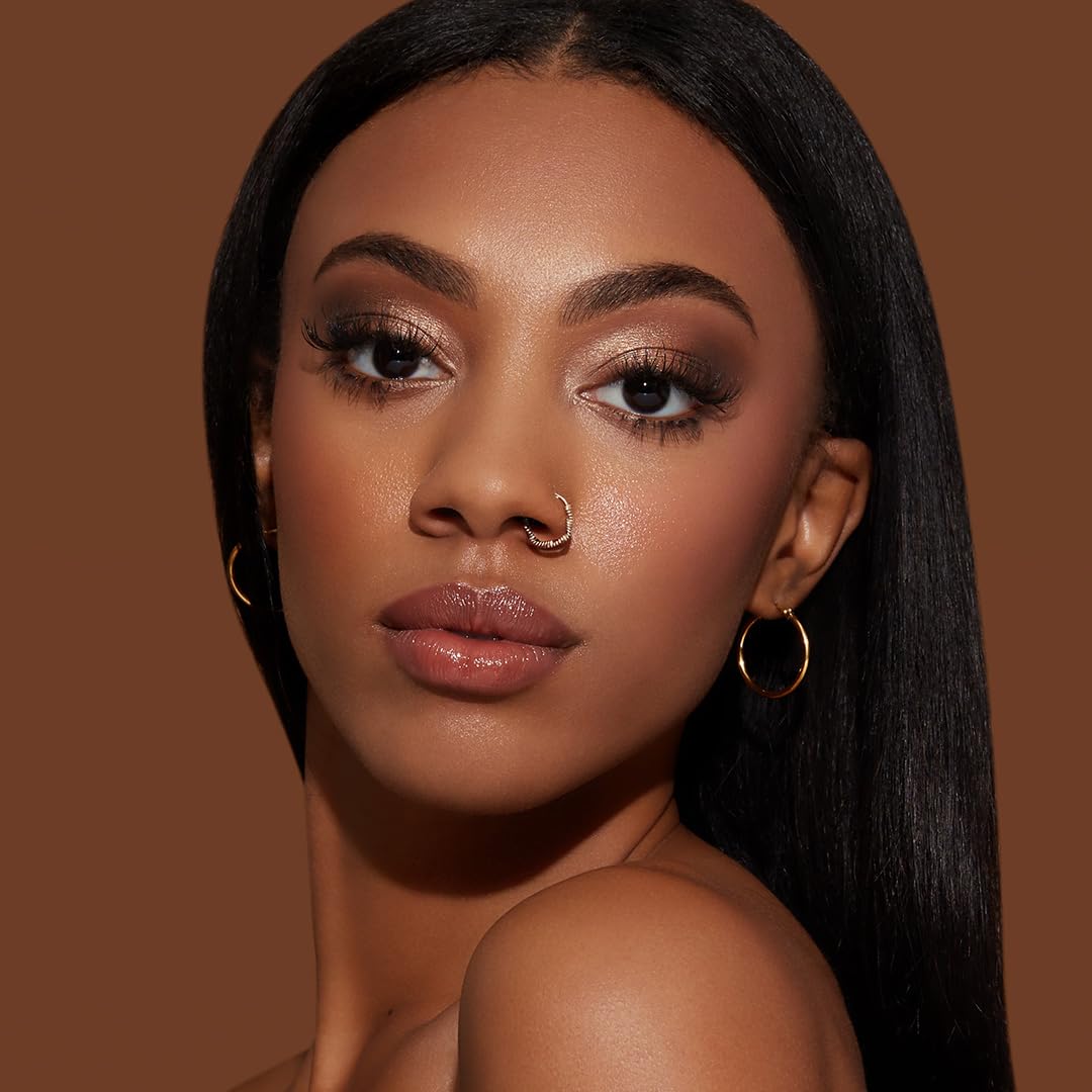 Sigma Beauty Tiramisu Eyeshadow Quad provides four complementary shades for versatile day-to-night looks.