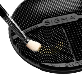 Sigma Switch multi-texture surface for eyeshadow, blush, and cream brushes.
