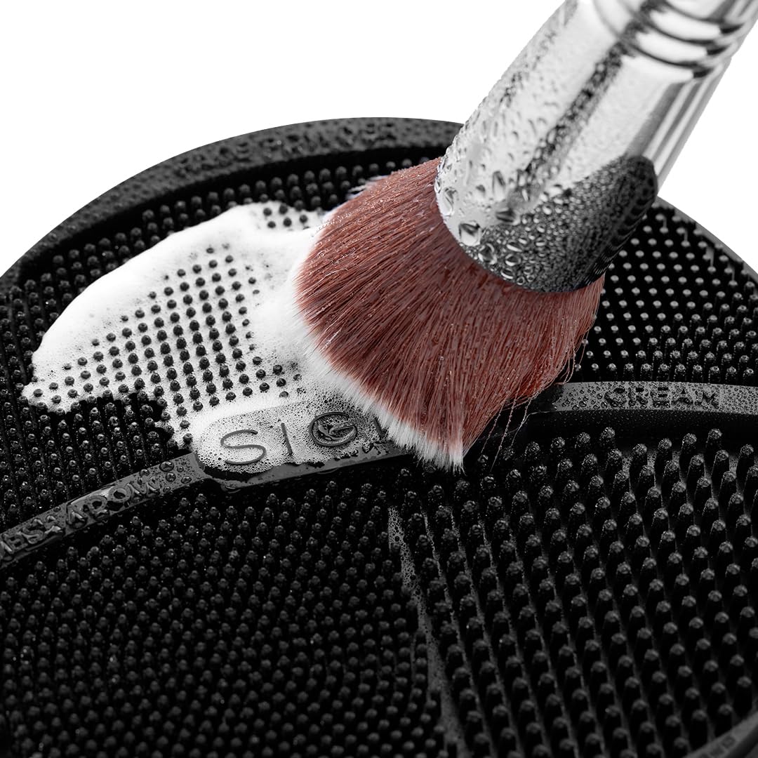 Sigma Switch removes pigment from bristles without water or cleansers.