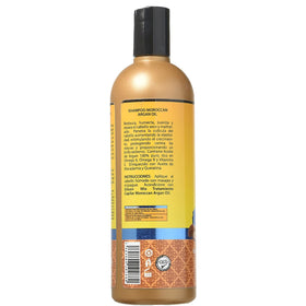 Silicon Mix shampoo lathers into creamy foam for gentle cleansing.