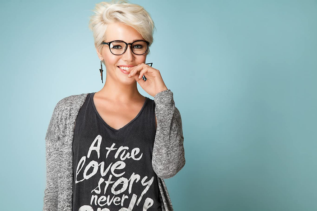 Silver Fox Style and Shine on gray hair delivers even sheen without weighing down