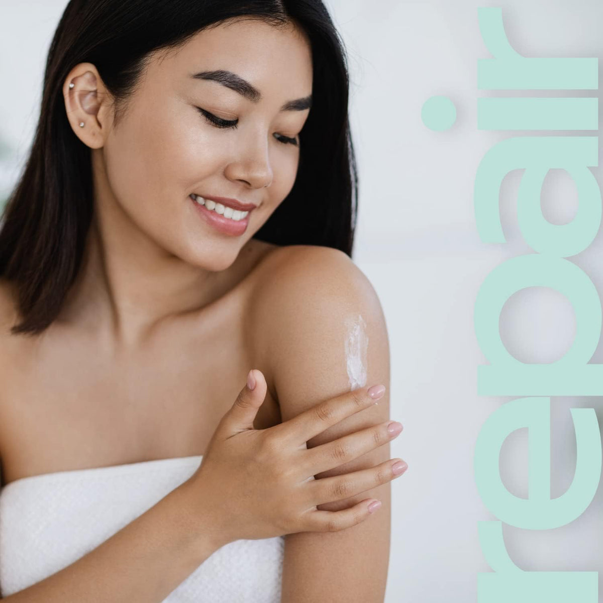 SilvrSTAT Advanced Healing Cream with silver accents hints at nano-silver technology.