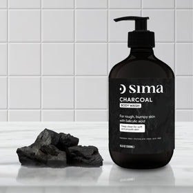 Label detail highlights paraben-free and dye-free formula on the bottle.