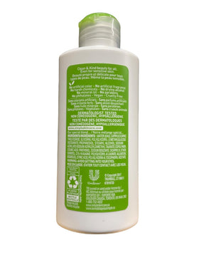 Simple Replenishing Rich Moisturizer texture being spread for quick absorption