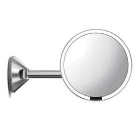simplehuman 5x magnification close-up for eye and lip precision