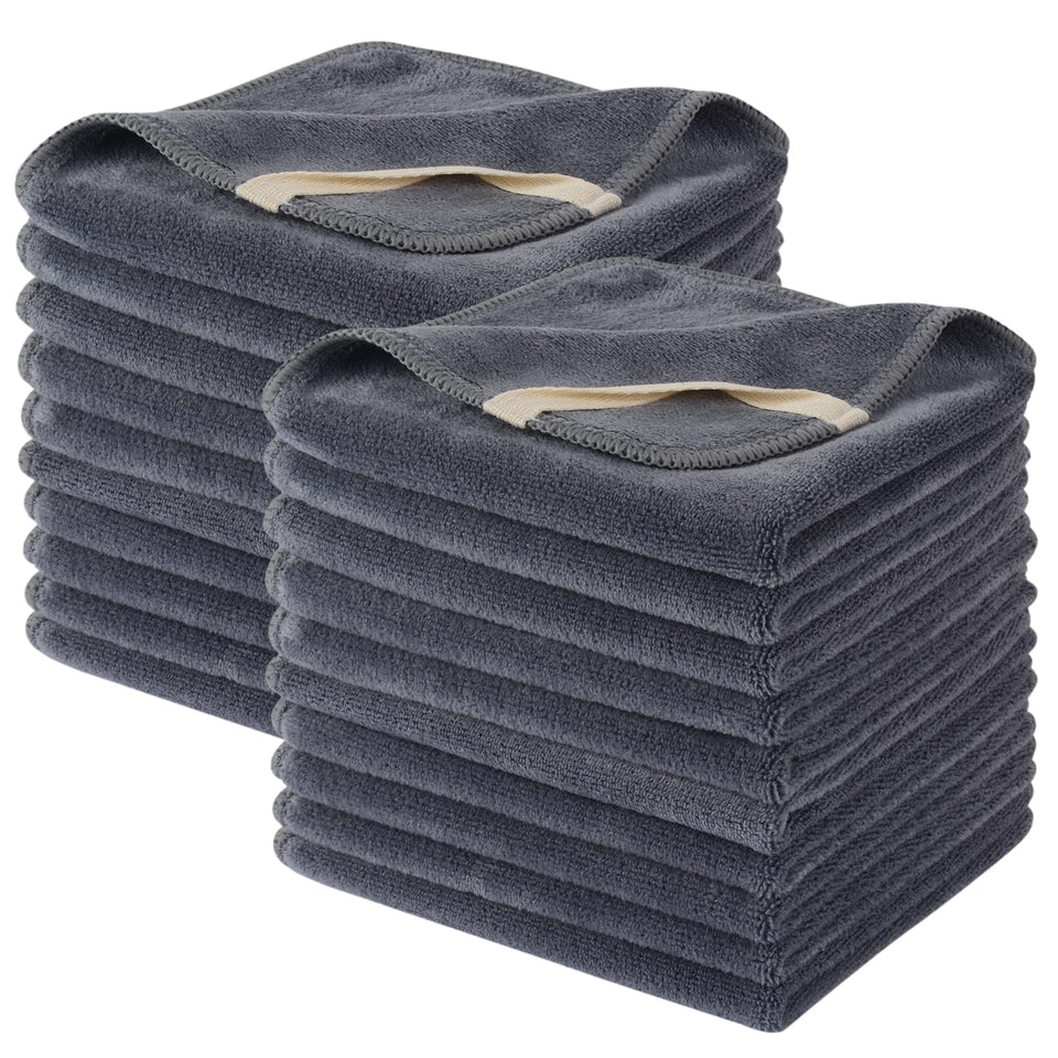SINLAND microfiber face cloth for quick makeup removal and gentle cleansing.